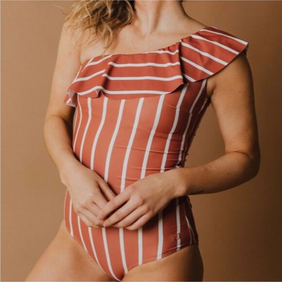 Albion “The Icon Wave” Sydney One Piece One Shoulder Striped Swimsuit Sz M - Picture 1 of 6
